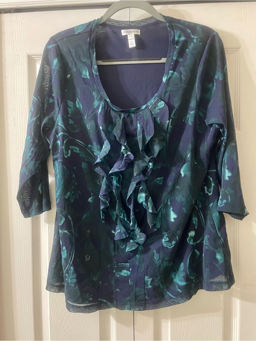 Croft & Barrow Navy Floral Ruffle Front Women's Top 1X